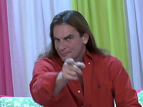 穿着渔网袜做爱