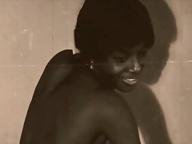 Negro Lantern Entertainment 推出《复古跨种族》系列，选自《我的秘密生活：维多利亚时代英国绅士的情色告白》